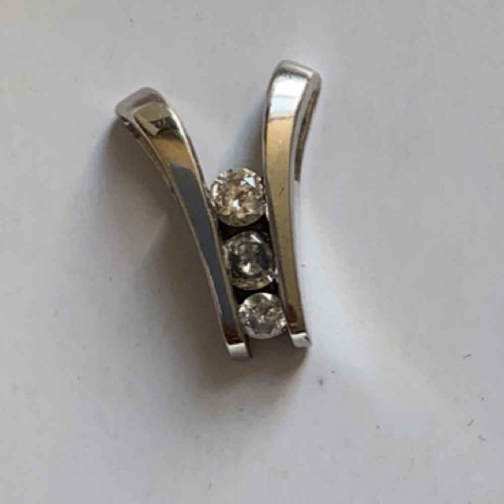 Zales diamond and silver necklace- diamond pendant only (needs chain)